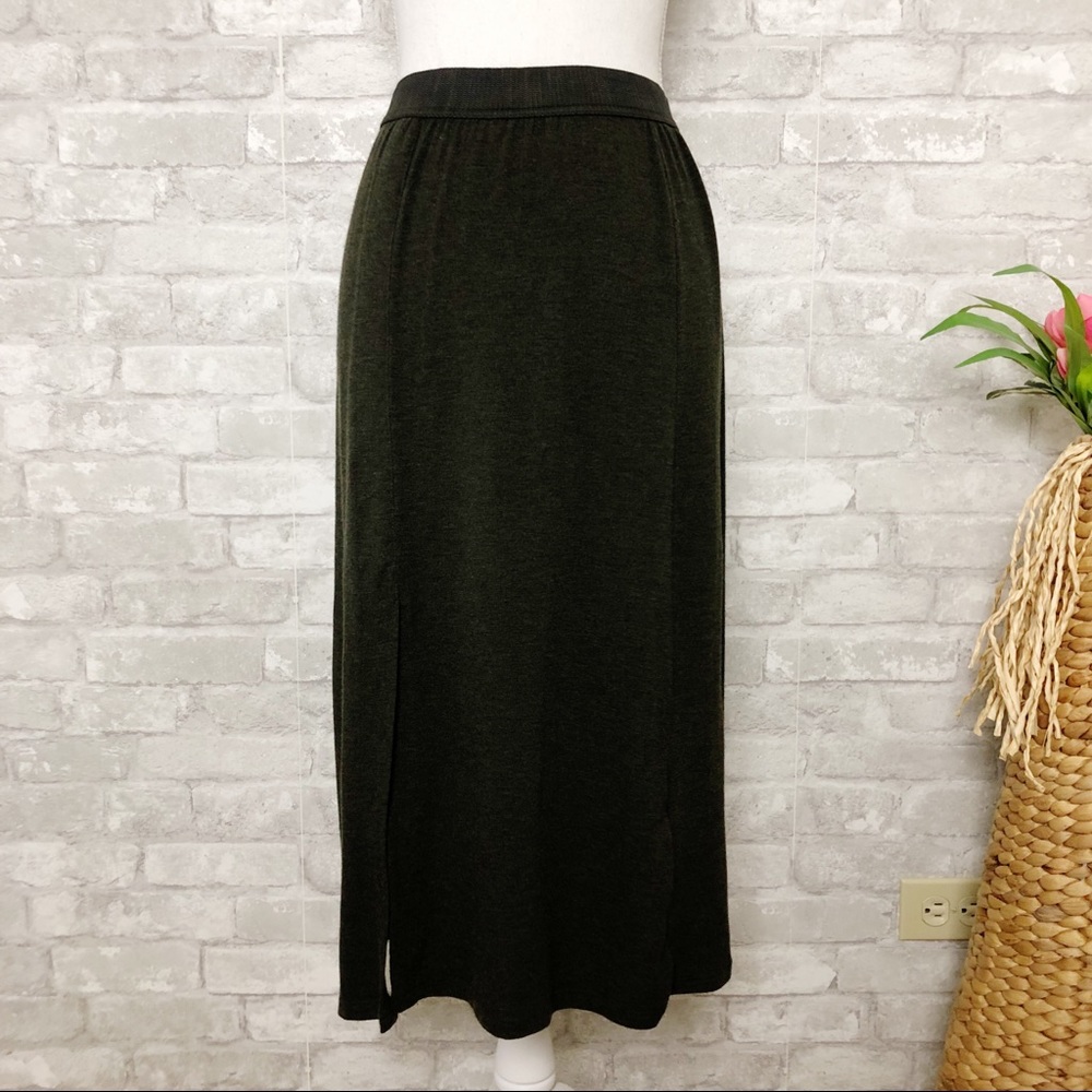 ZARA TRAFALUC Charcoal Gray Elastic Waist Medi Skirt with Slit Size Small